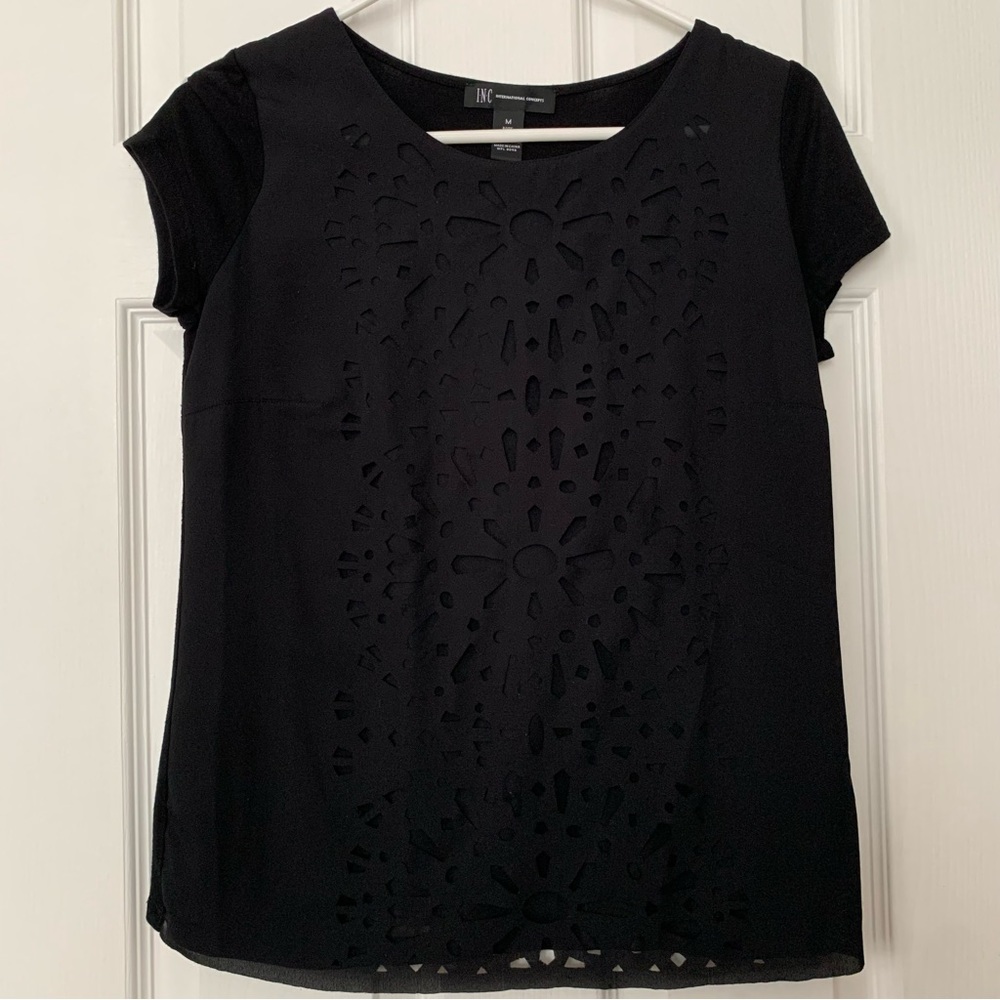 INC International Concepts black short sleeve cut out pattern top T-shirt size M